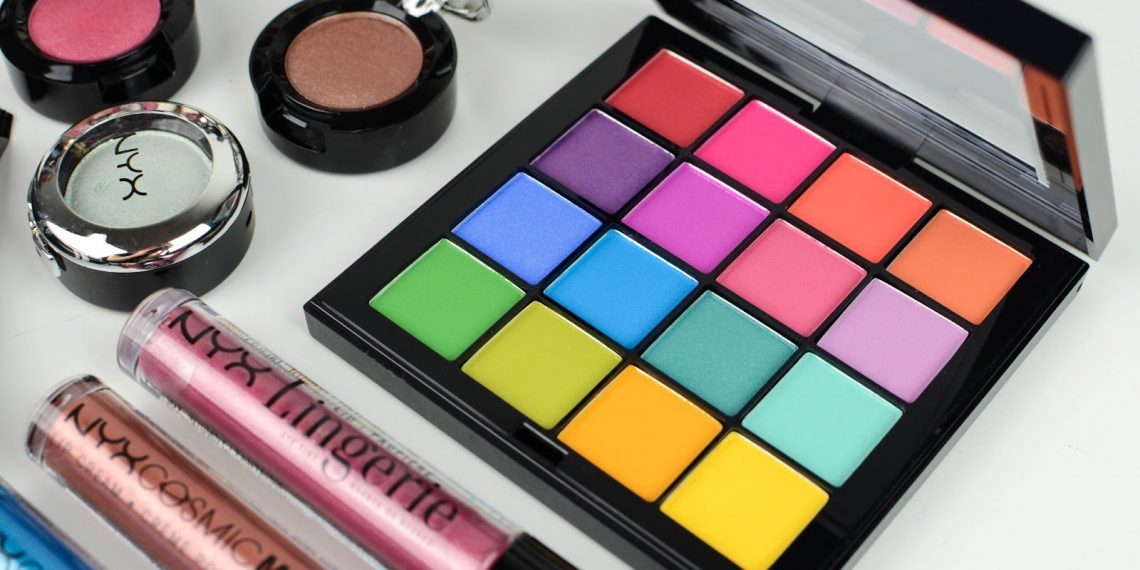 Paletki od NYX Cosmetics Ultimate, czyli jak stworzyć trzy różne makijaże?